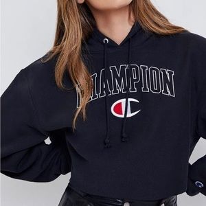 Cropped Champion Black Hoodie